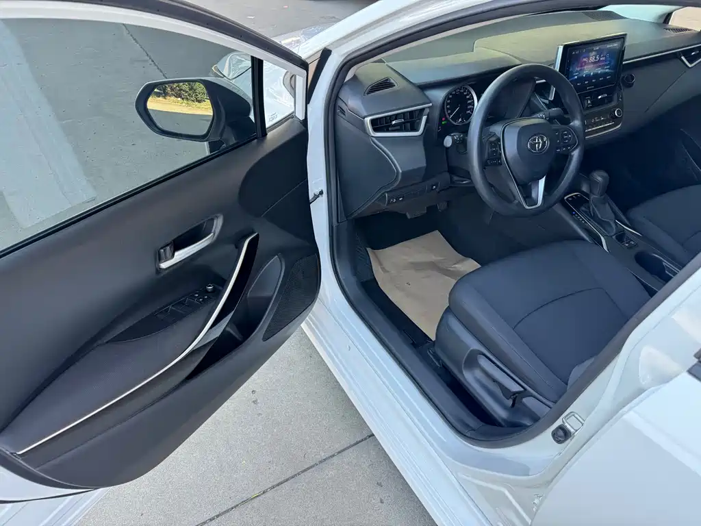 Toyota Corolla — миниатюра 7
