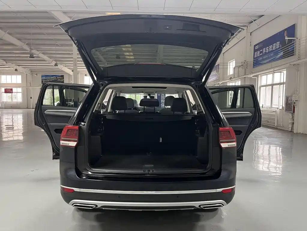 Volkswagen Teramont — миниатюра 16