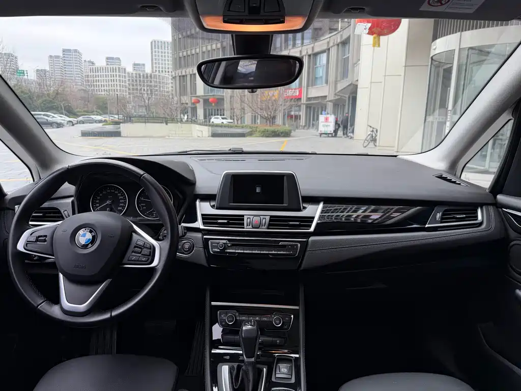 BMW 2 SERIES STATION WAGON