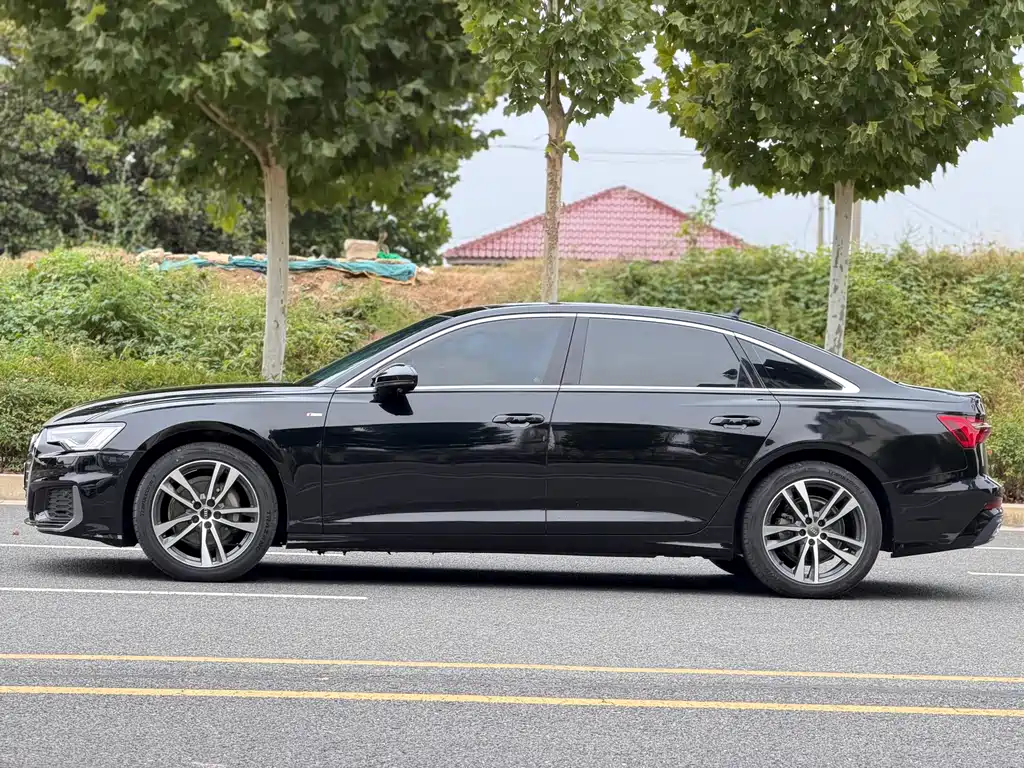 Audi A6L — миниатюра 6