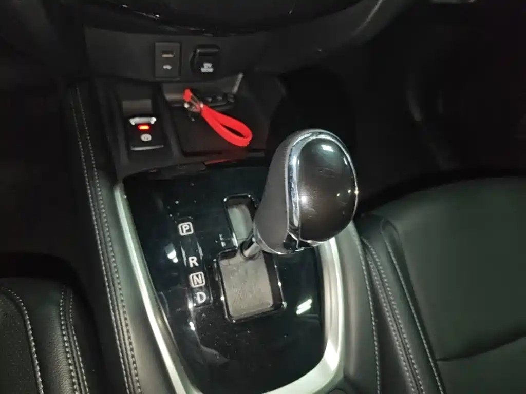 Nissan X-Trail — миниатюра 14
