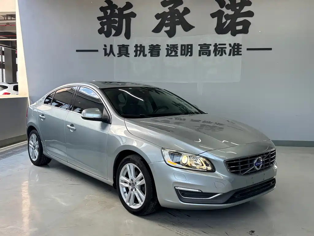 Volvo S60 — миниатюра 3