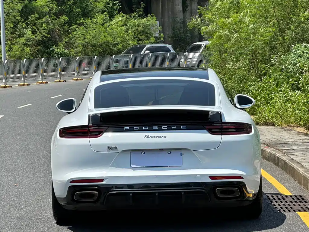 Porsche Panamera — миниатюра 14