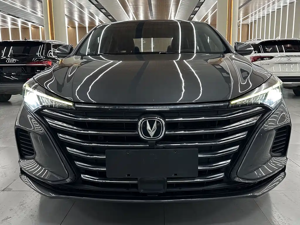 Changan Eado — миниатюра 2