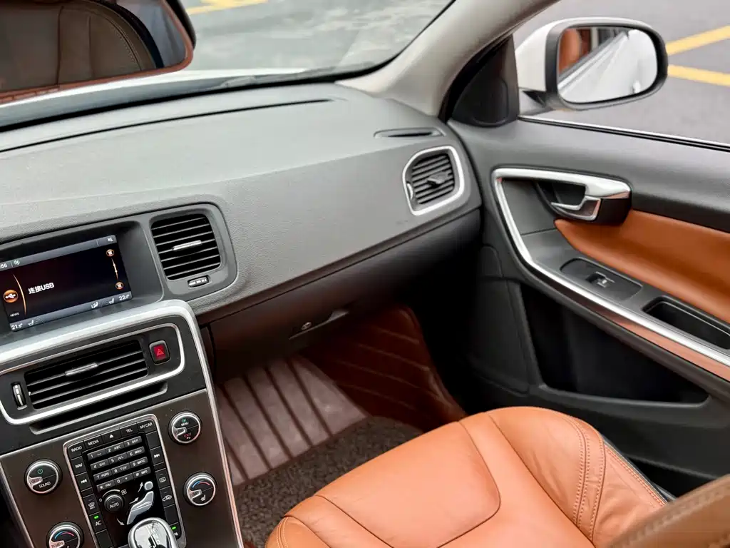 Volvo V60 — миниатюра 20