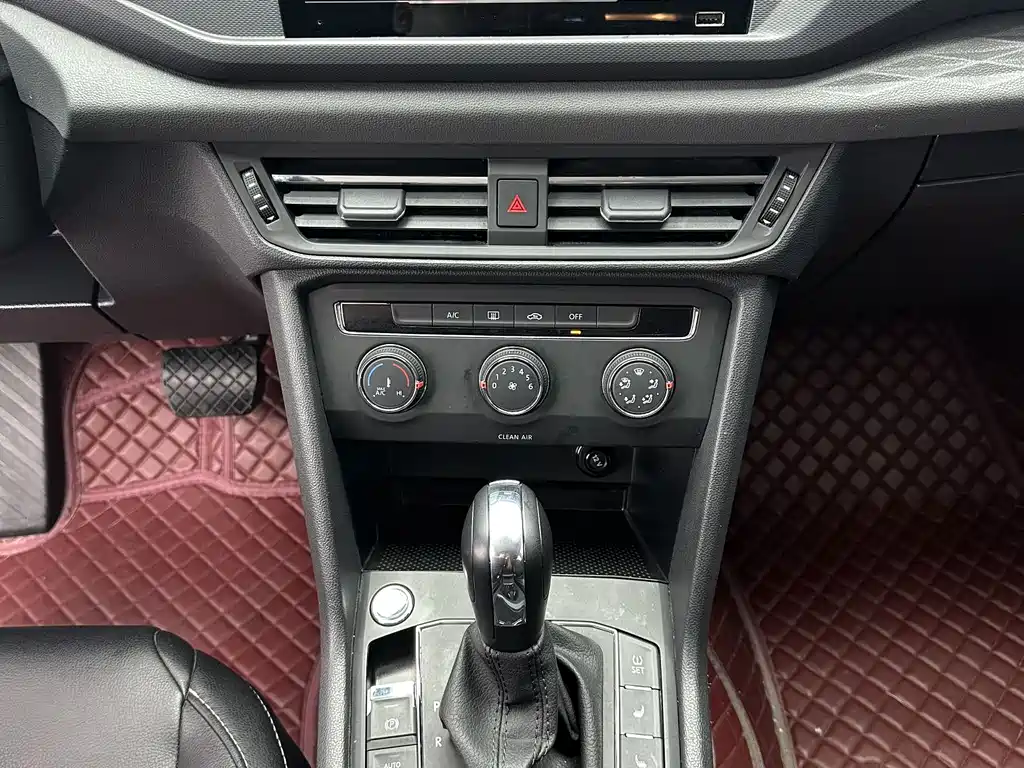 Volkswagen Tharu — миниатюра 14