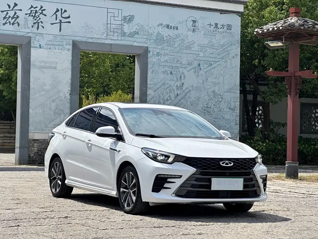 Chery Arrizo 5 PLUS — миниатюра 3