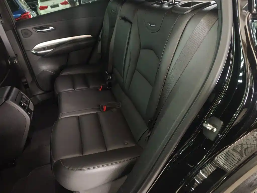 Cadillac XT4 — миниатюра 15
