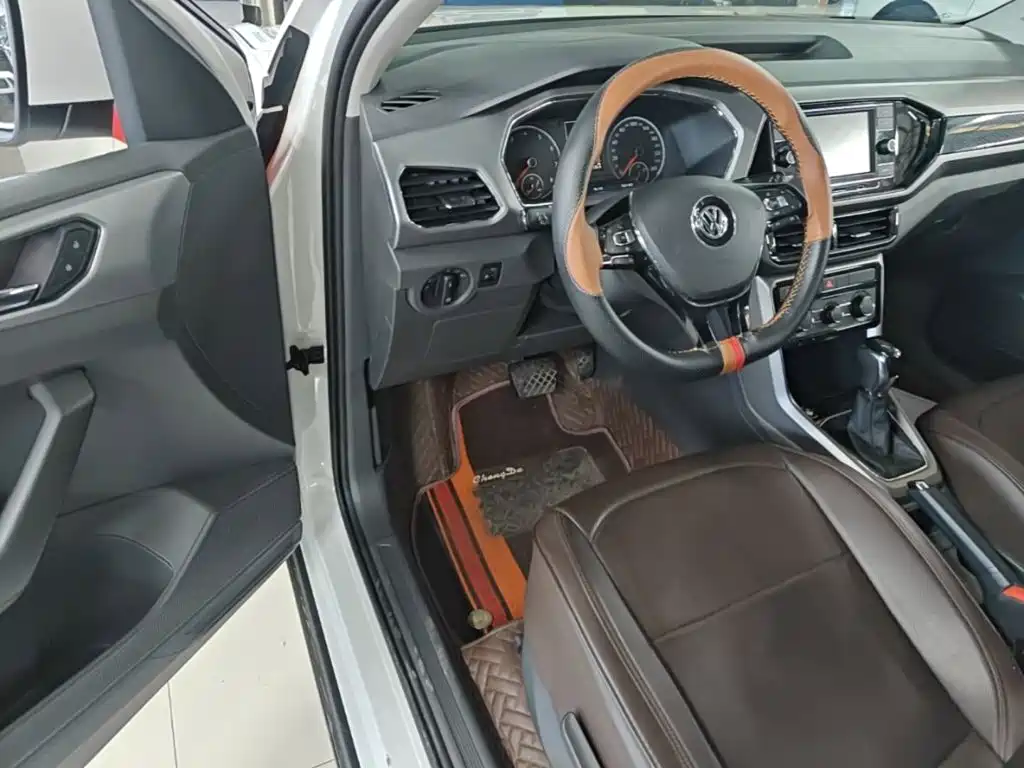 Volkswagen T-Cross — миниатюра 16