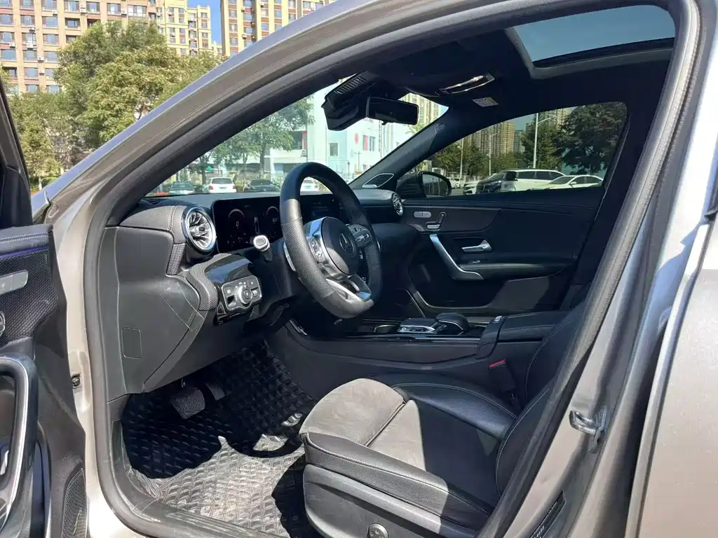 Mercedes-Benz A-Class — миниатюра 4