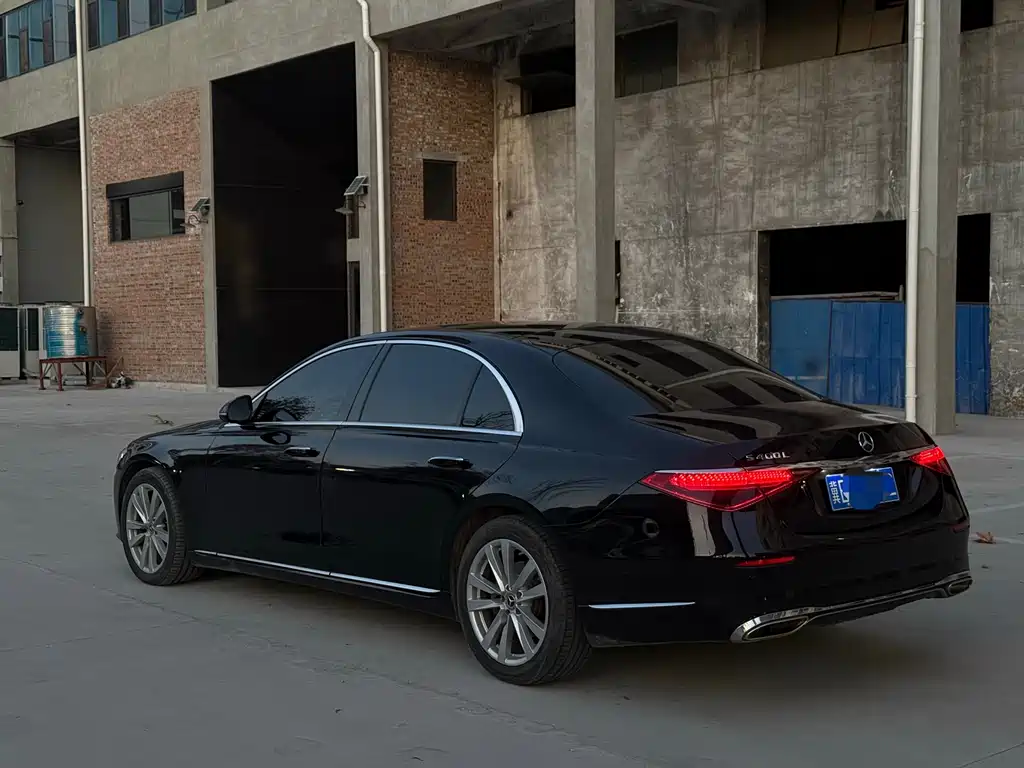 MERCEDES-BENZ S CLASS