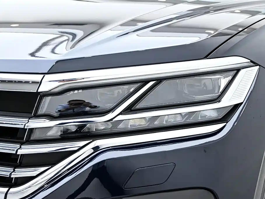 Volkswagen Touareg 2021 3.0TSI Sport