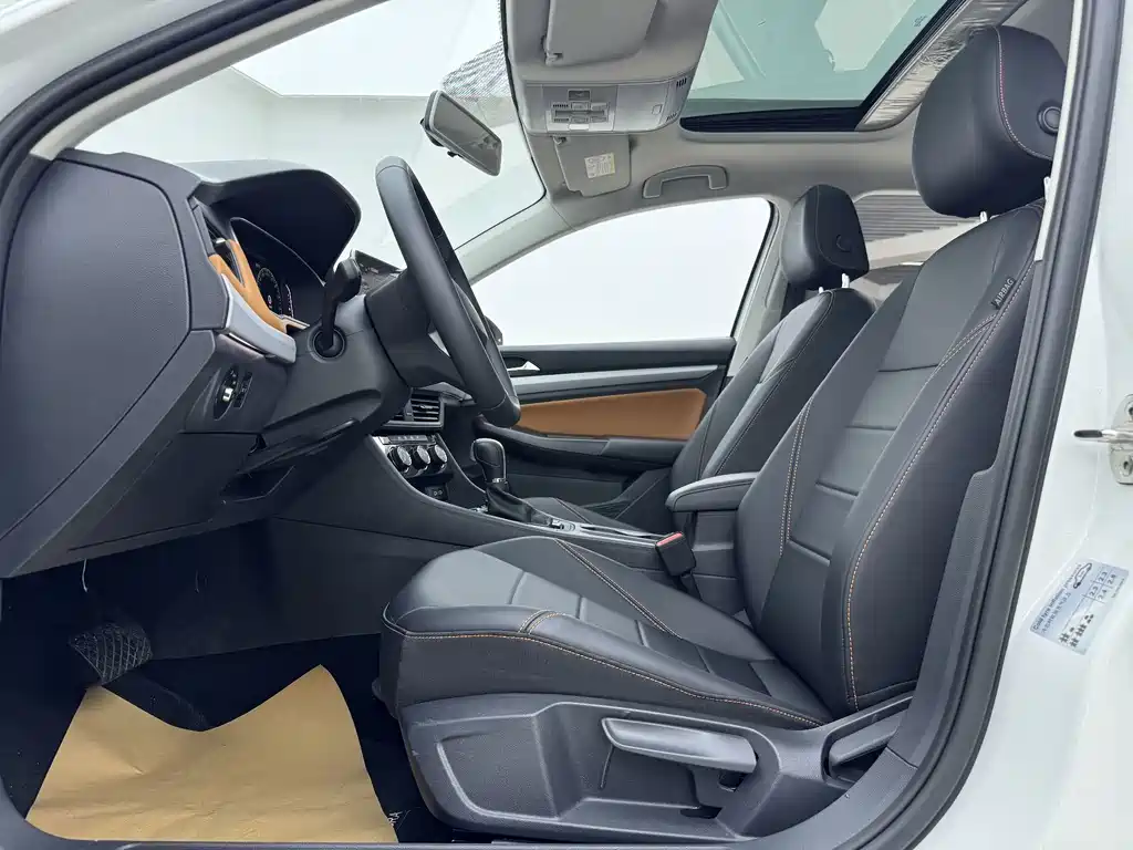 Volkswagen Bora — миниатюра 4