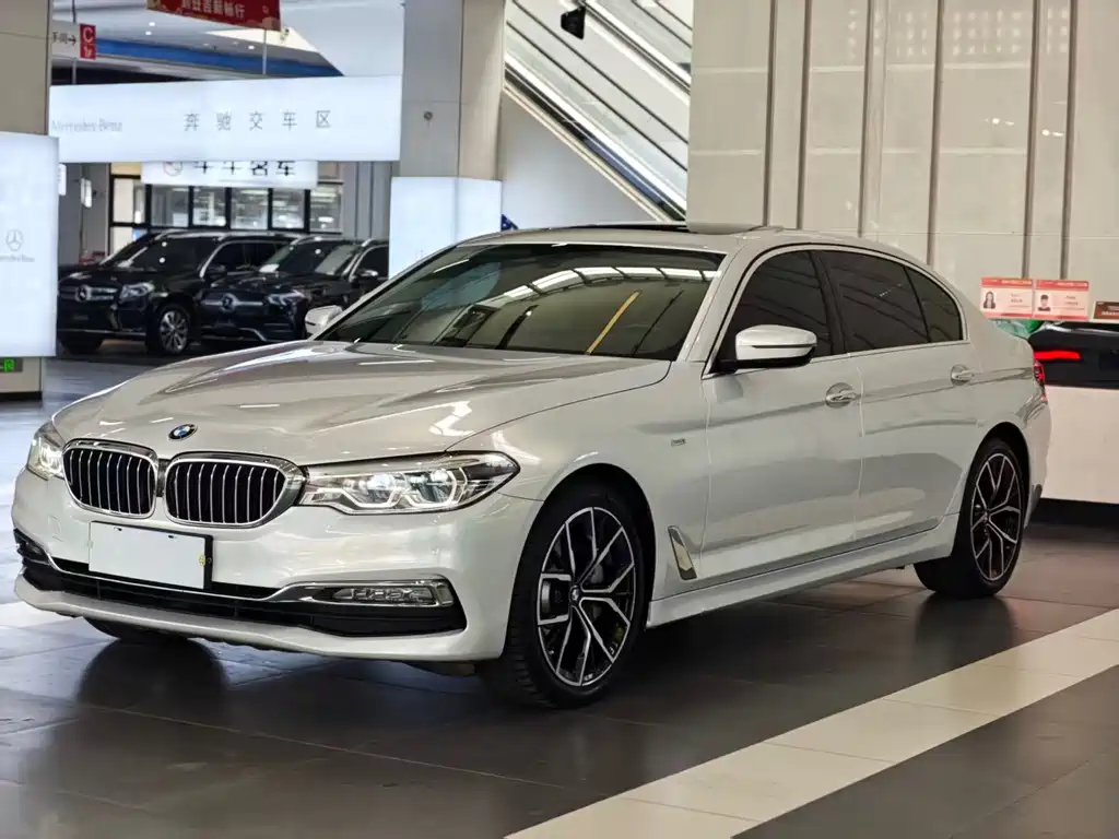 BMW 5 Series 2018 Facelift 530Li Leading Type Luxury Package