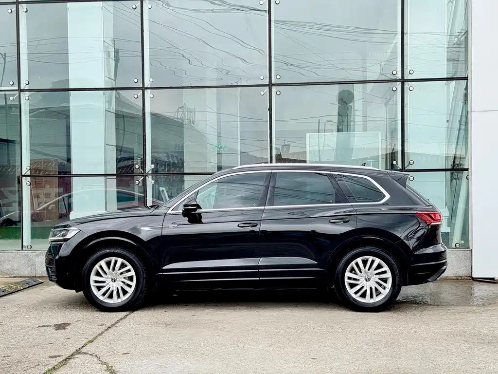 Volkswagen Touareg — миниатюра 8