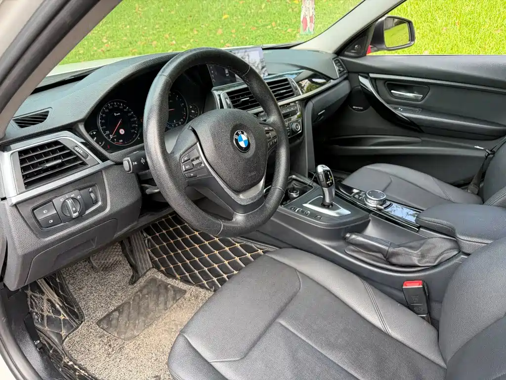 BMW 3 Series — миниатюра 7