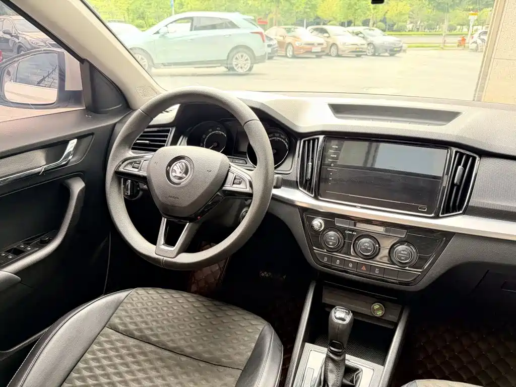 Skoda Kamiq — миниатюра 10