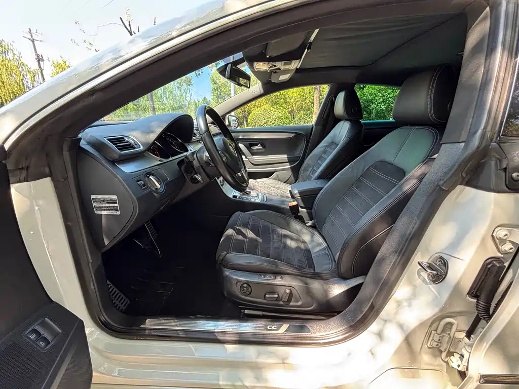 Volkswagen CC — миниатюра 4