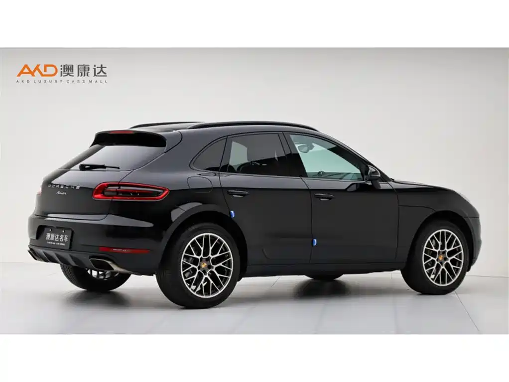 Porsche Macan — миниатюра 3