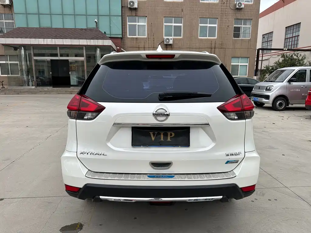 Nissan X-Trail — миниатюра 7