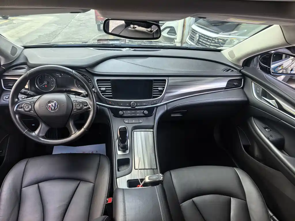 Buick LaCrosse — миниатюра 5