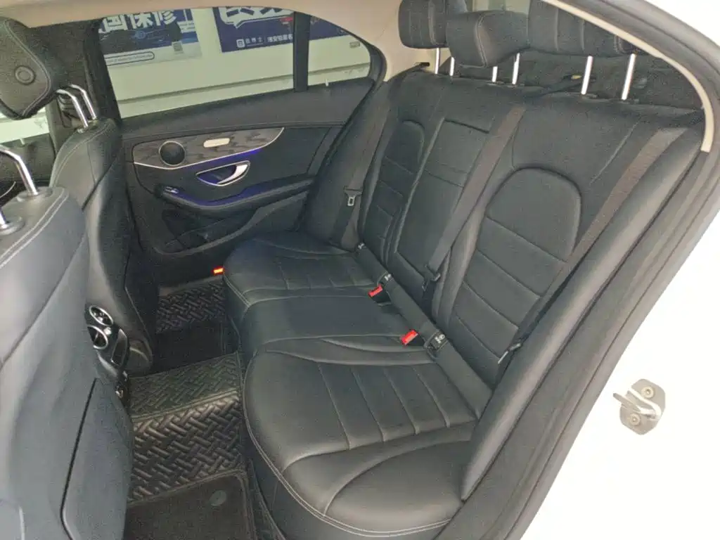 Mercedes-Benz C-Class — миниатюра 17