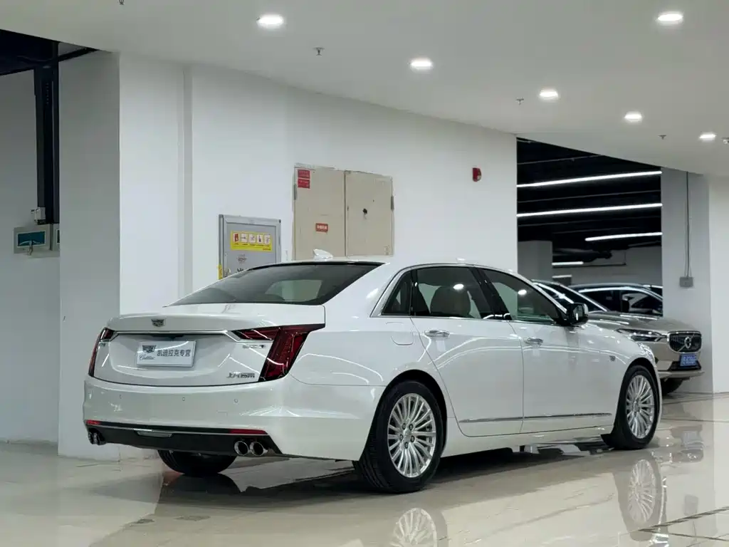 Cadillac CT6 — миниатюра 4