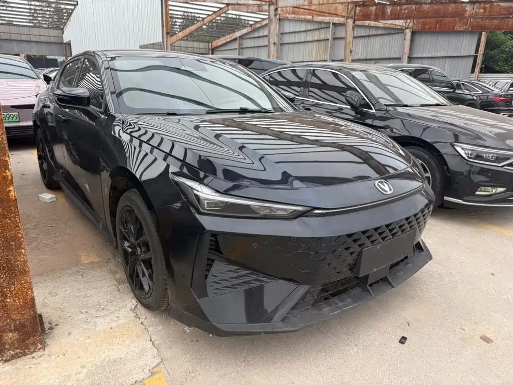 Changan UNI-V — миниатюра 3