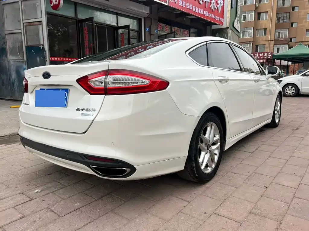 Ford Mondeo — миниатюра 4