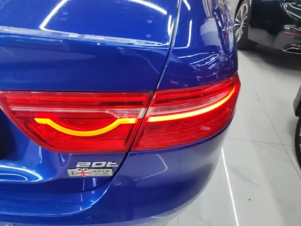 Jaguar XEL — миниатюра 8