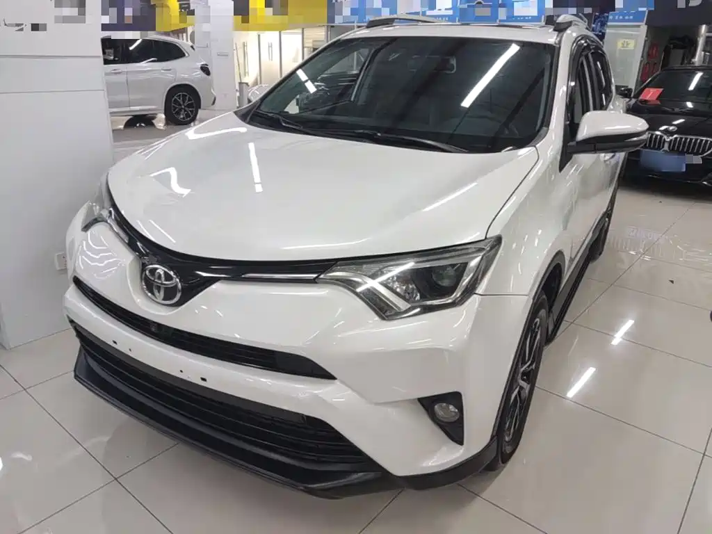 Toyota RAV4 — миниатюра 2