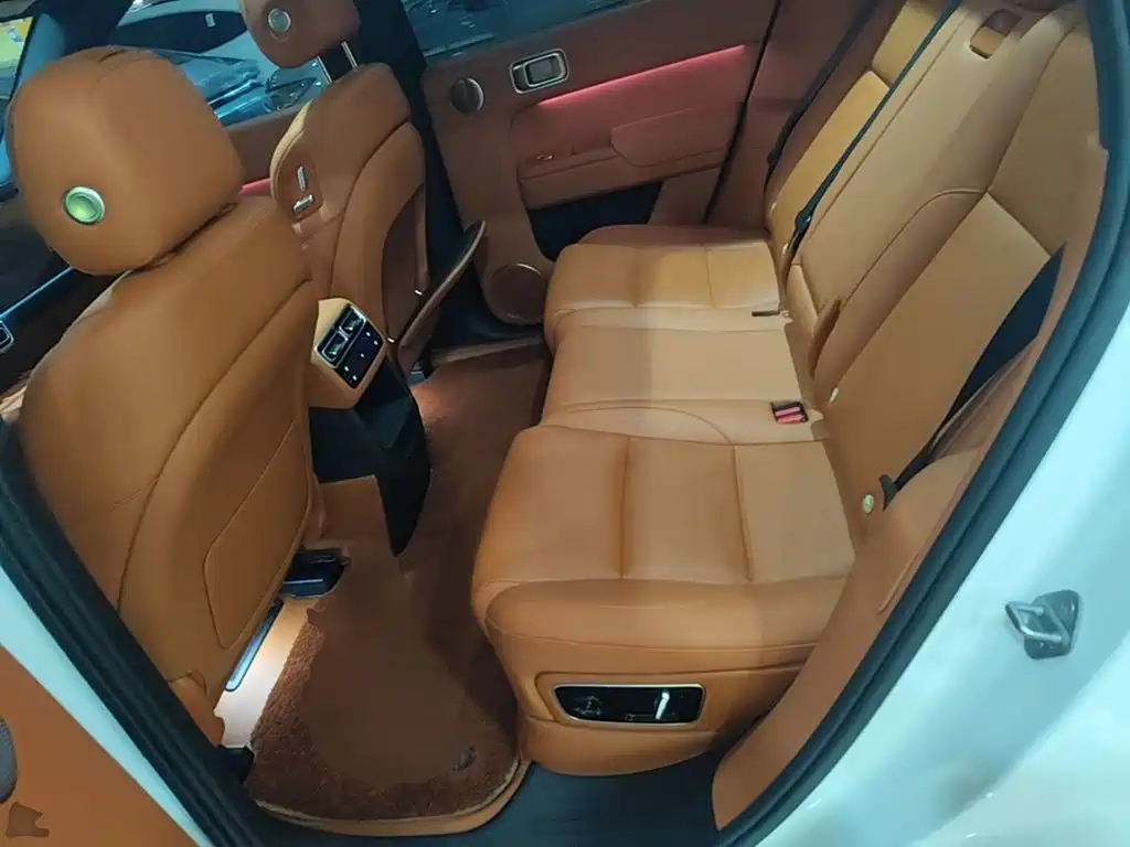 Li Auto Li L7 — миниатюра 17