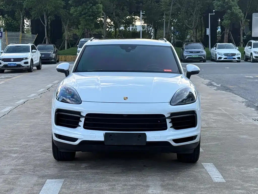 Porsche Cayenne Hybrid — миниатюра 2