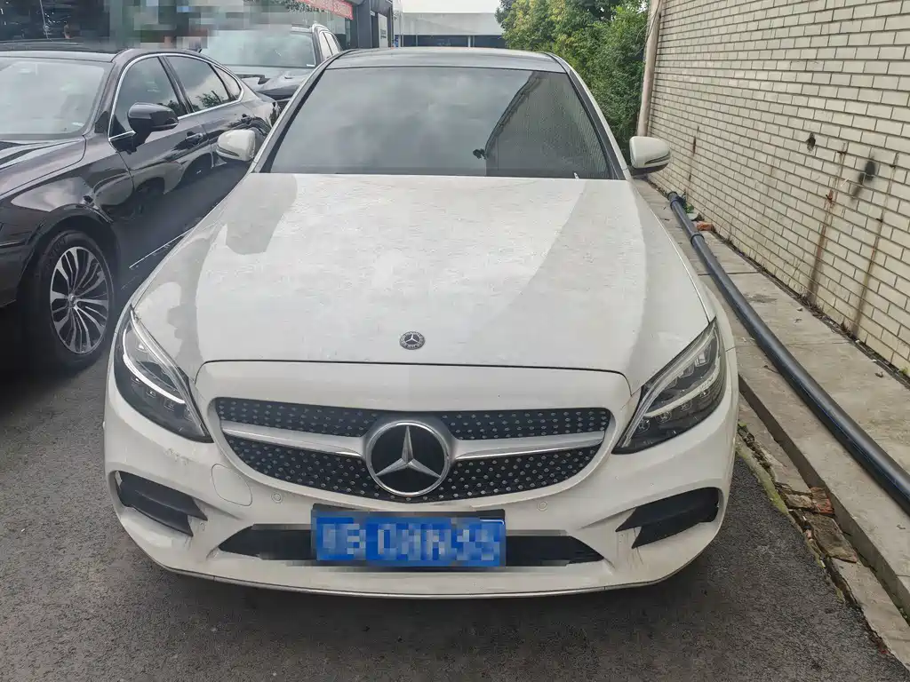 Mercedes-Benz C-Class — миниатюра 2