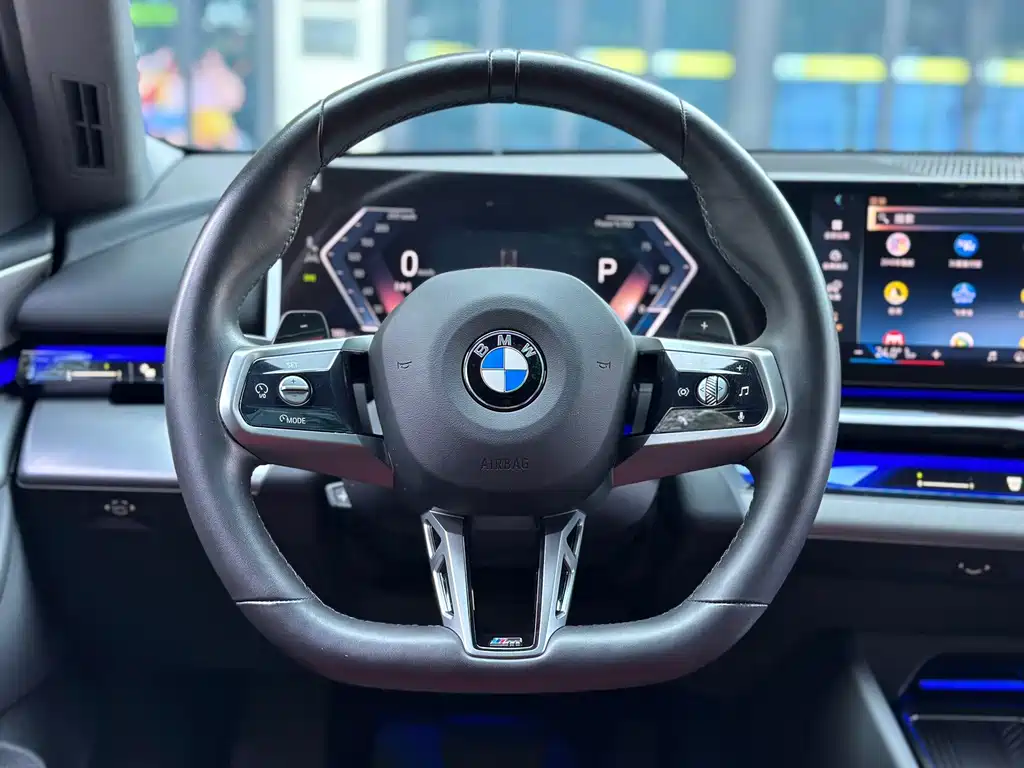 BMW 5 Series — миниатюра 6