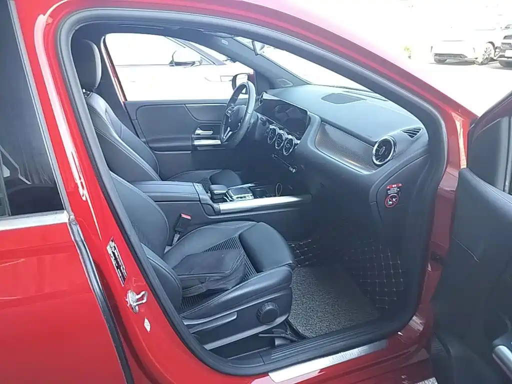 Mercedes-Benz B-Class — миниатюра 9
