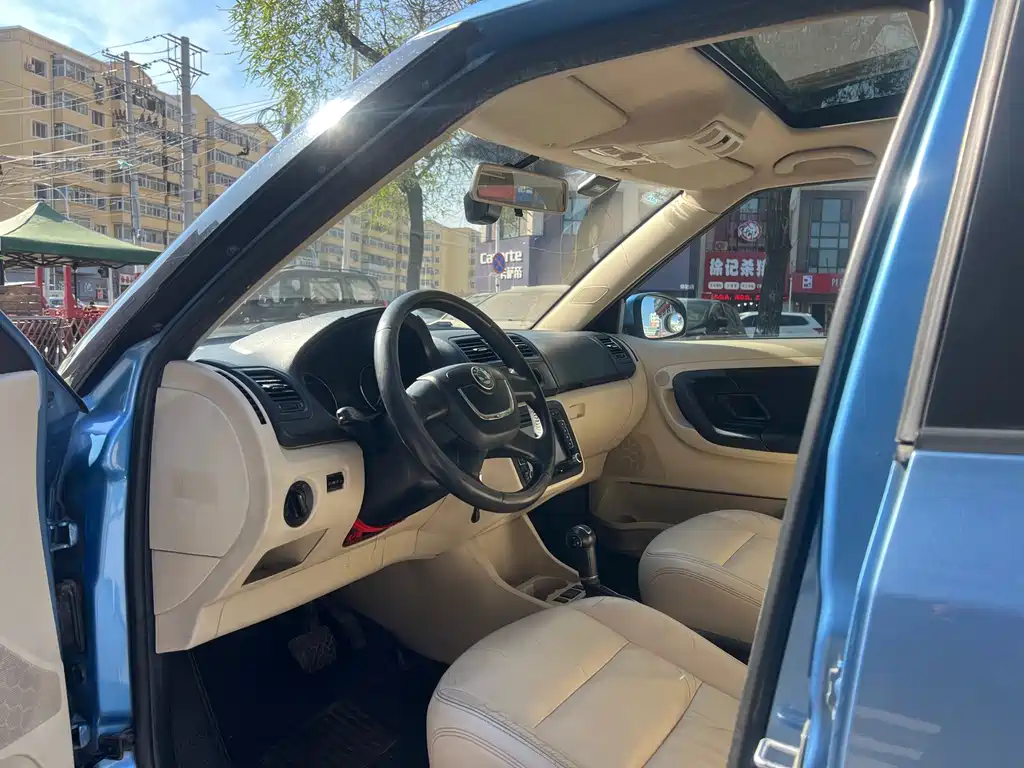 Skoda Fabia — миниатюра 7