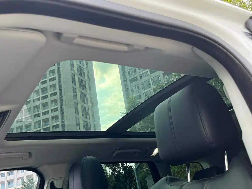 Land Rover Sport — миниатюра 26