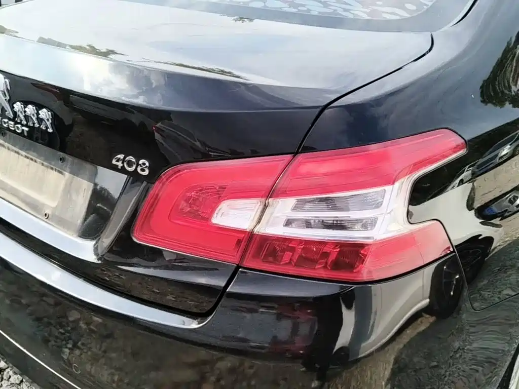 Peugeot 408 — миниатюра 8