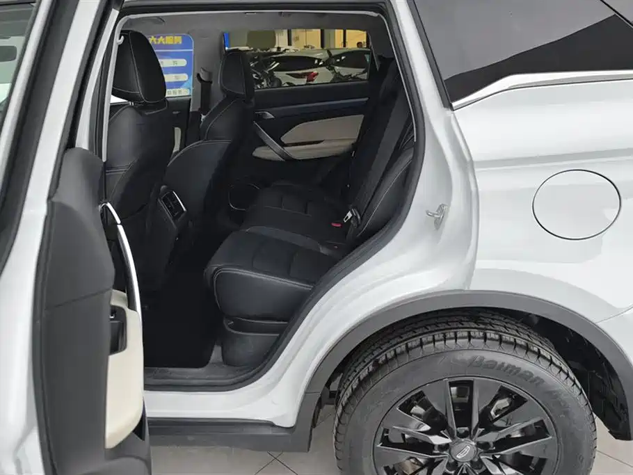 GEELY AUTOMOBILE BOYUE