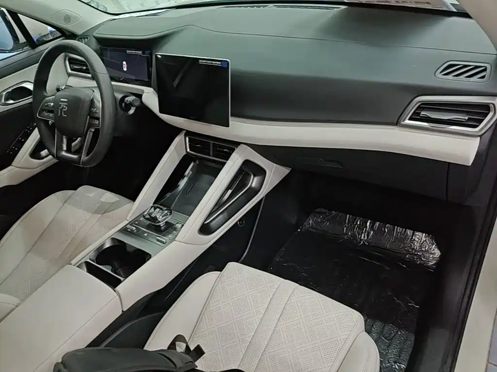 BYD Yuan UP — миниатюра 10
