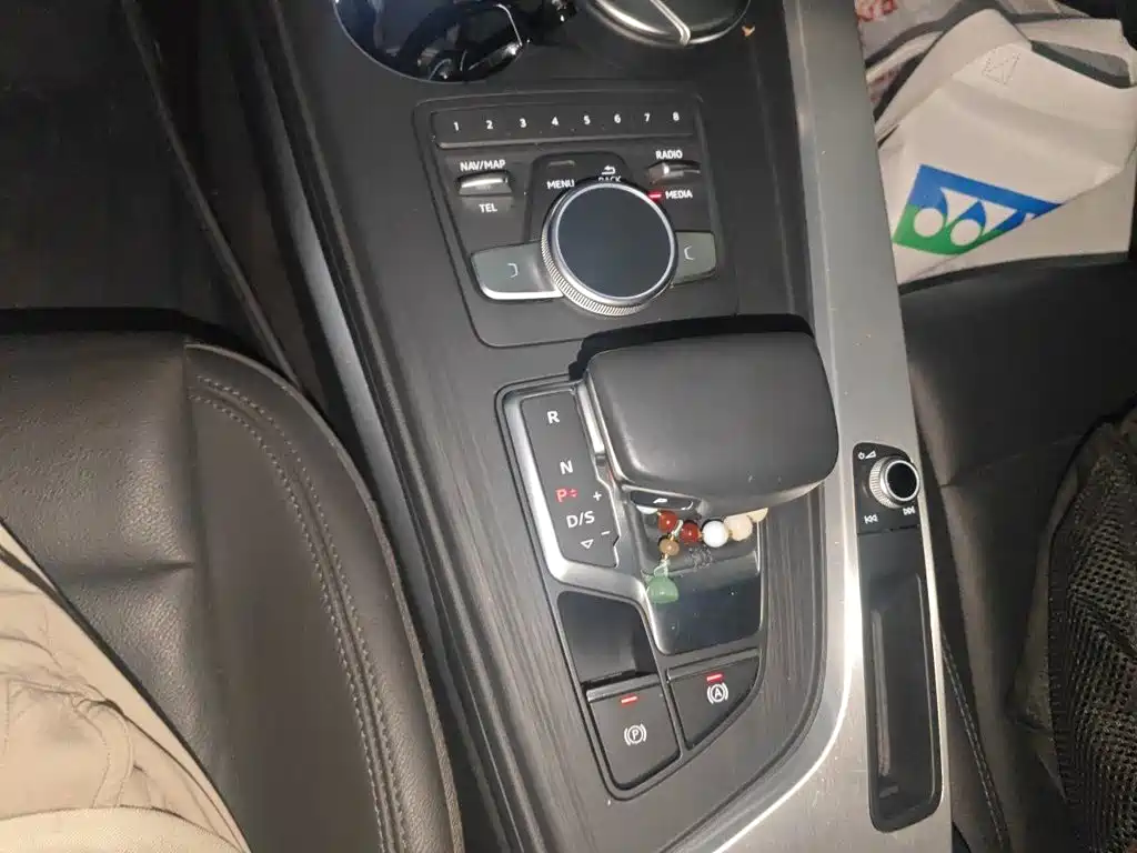 Audi A4L — миниатюра 10