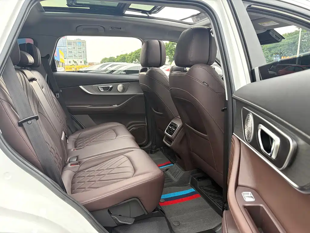 Chery Tiggo 8 PRO — миниатюра 18