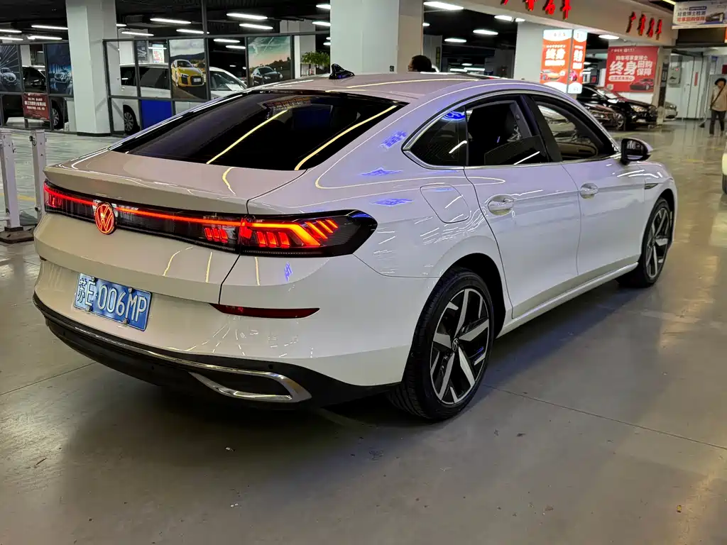 Volkswagen Lamando — миниатюра 6