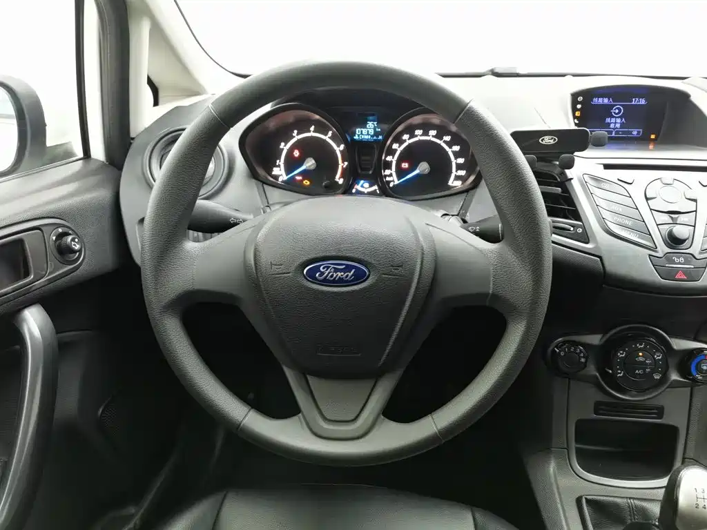 Ford Fiesta — миниатюра 11