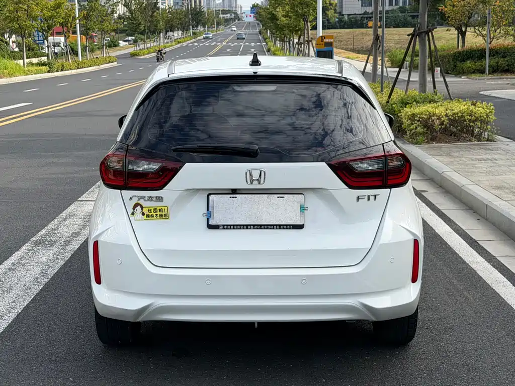 Honda Fit — миниатюра 5