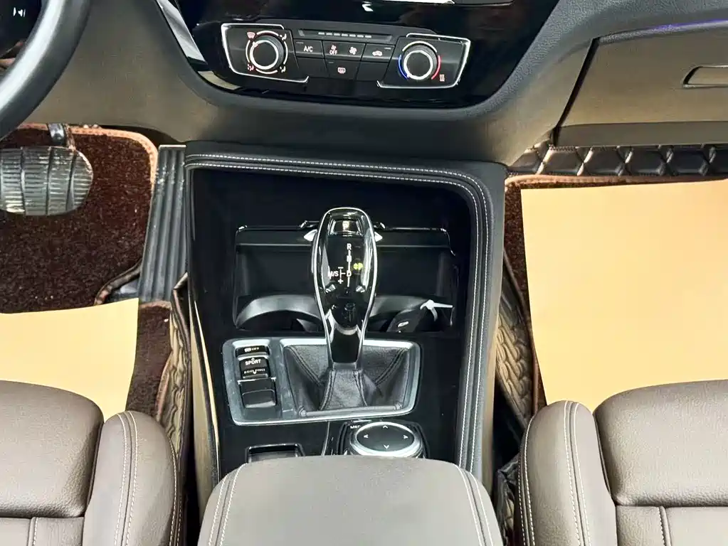 BMW 1 Series — миниатюра 12