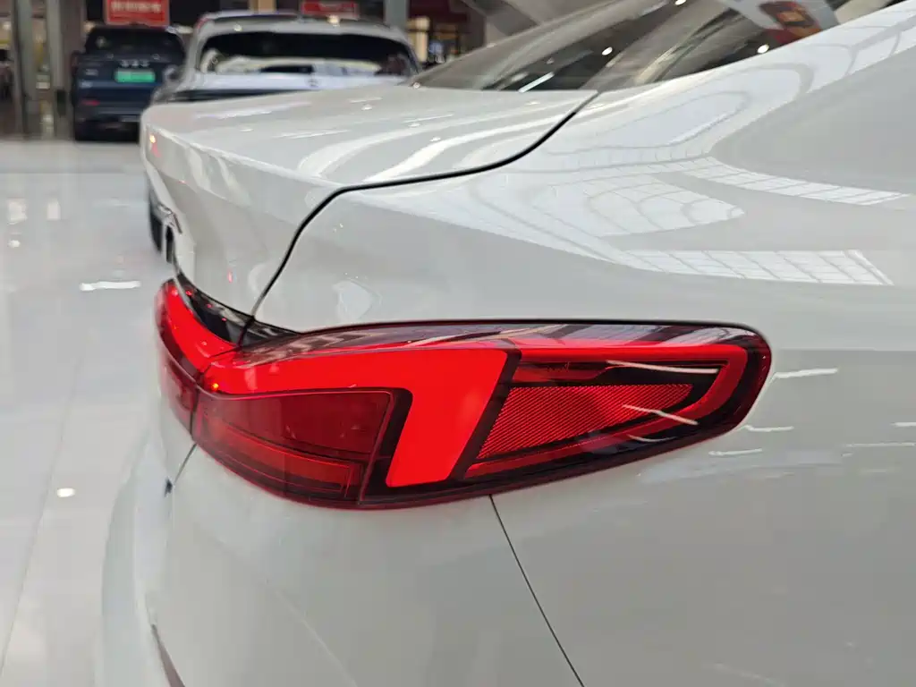 BMW 2 Series (Import) — миниатюра 18