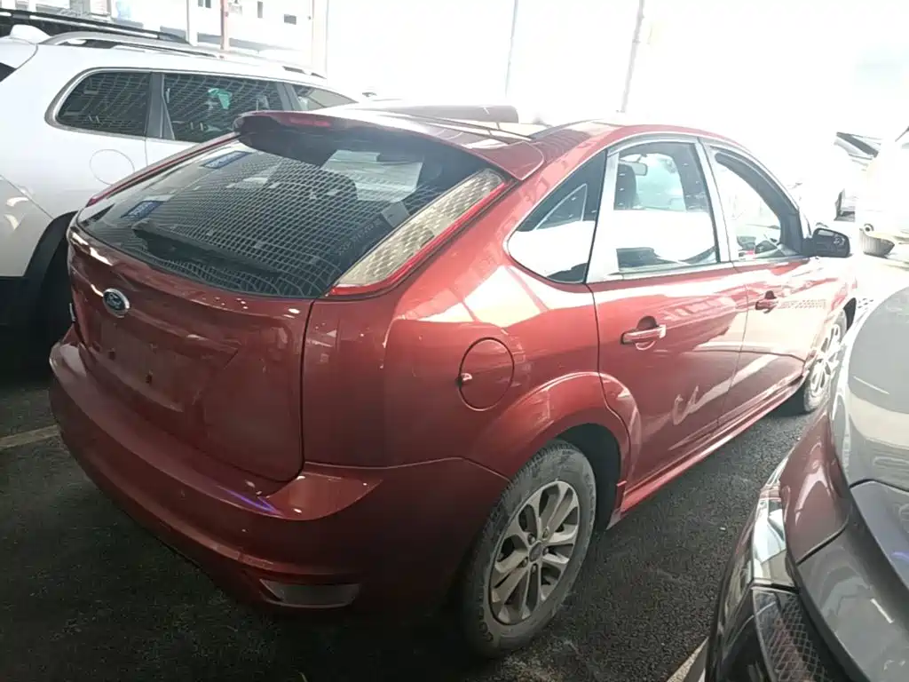 Ford Focus — миниатюра 7