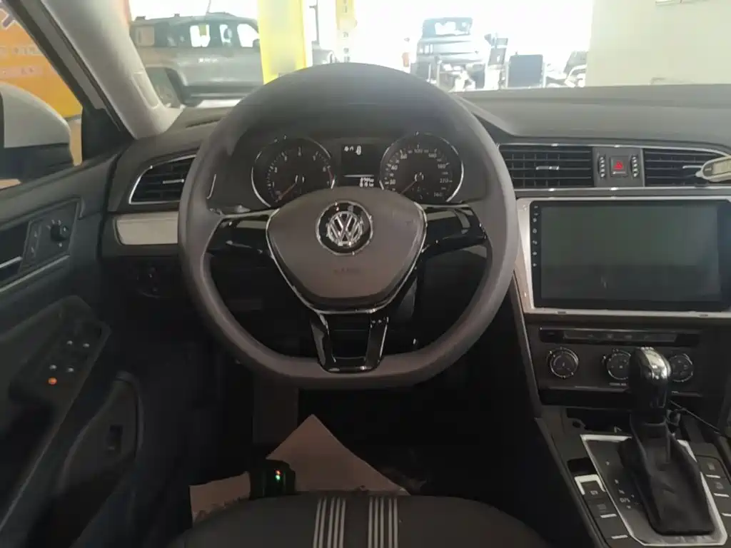 Volkswagen Lamando — миниатюра 11